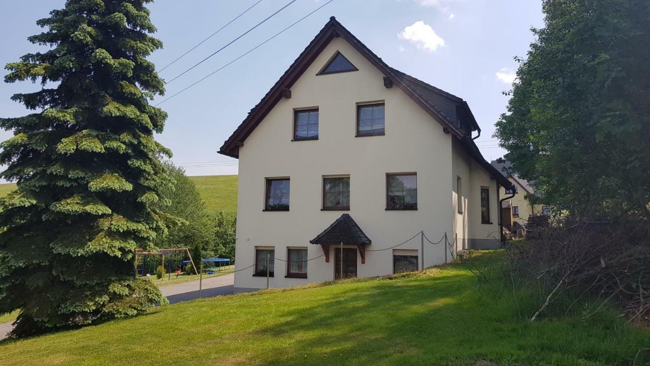 Ferienwohnung May Dorfchemnitz エクステリア 写真